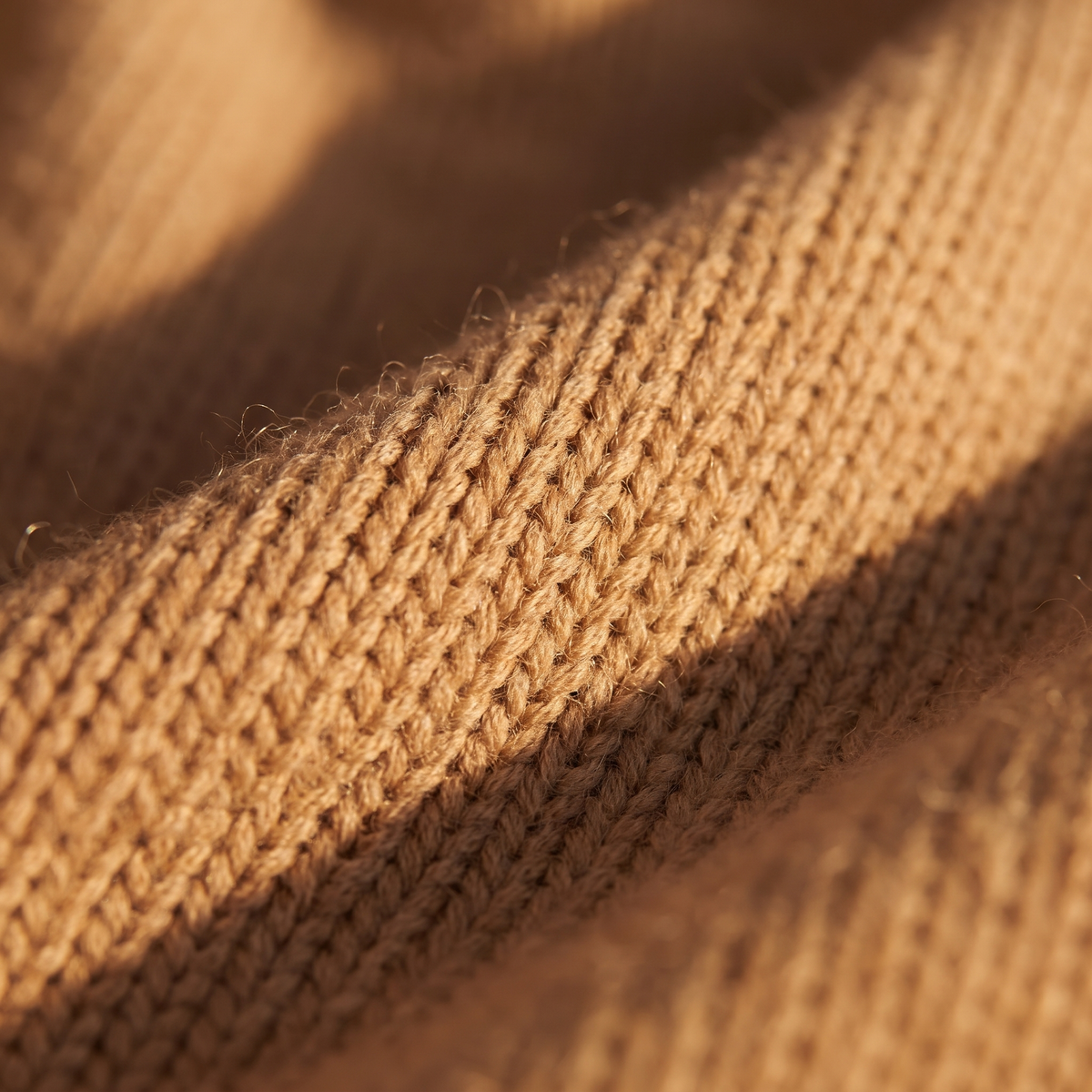 Oversized Chunky Turtleneck Sweater in Camel, close-up of the knit
