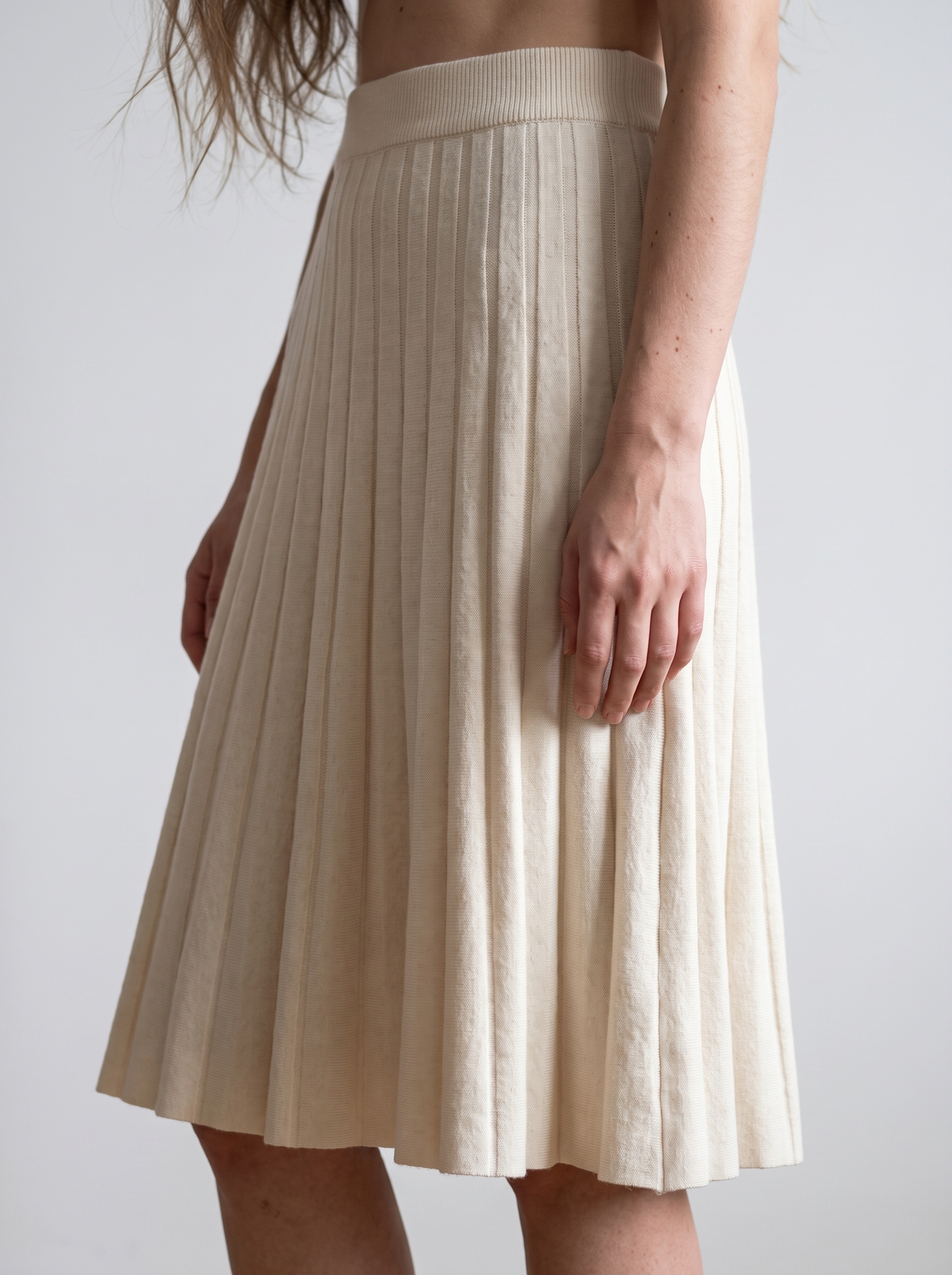 Pleated A-Line Knit Midi Skirt, waistband and knit detail