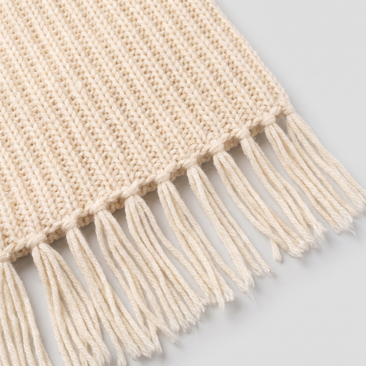 Chunky Rib Knit Scarf, rib knit close-up